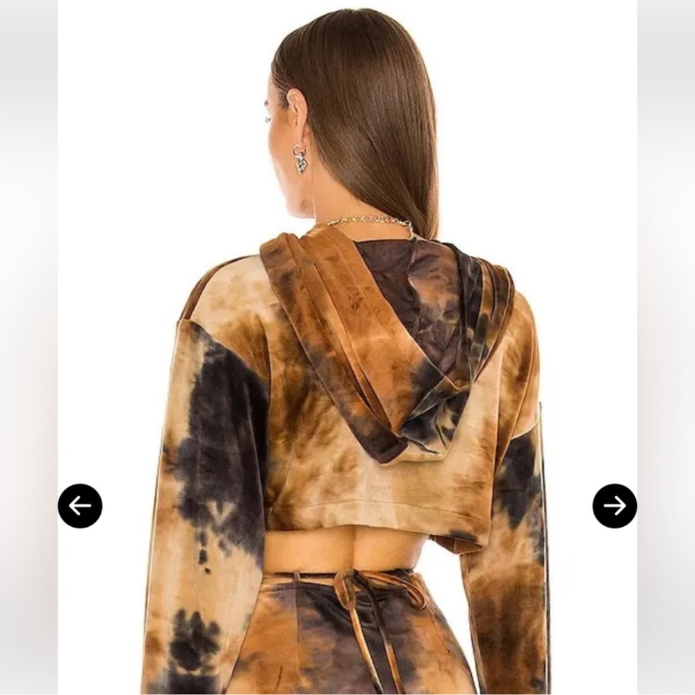Kim Shui Tie-Dye Cropped Top & Skirt - Picture 3 of 5